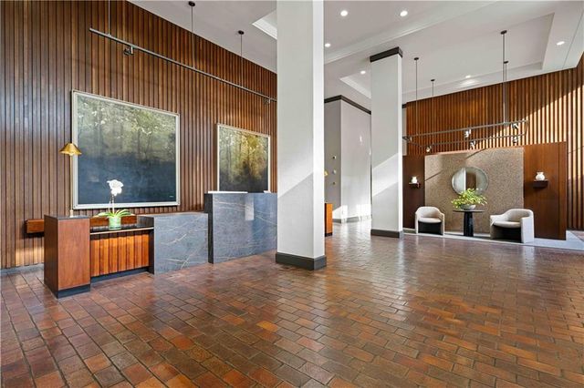 2575 Peachtree Road NE 4H, Atlanta, GA 30305