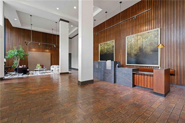 2575 Peachtree Road NE 4H, Atlanta, GA 30305