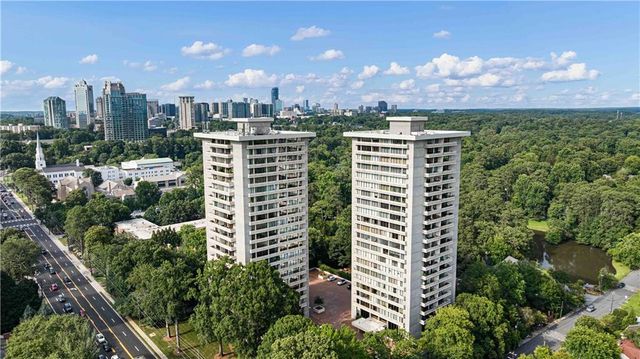 2575 Peachtree Road NE 4H, Atlanta, GA 30305