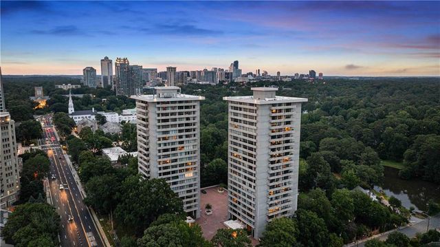 2575 Peachtree Road NE 4H, Atlanta, GA 30305