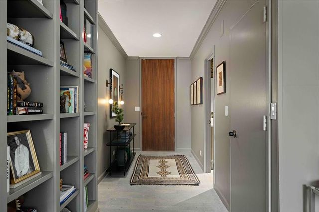 2575 Peachtree Road NE 4H, Atlanta, GA 30305