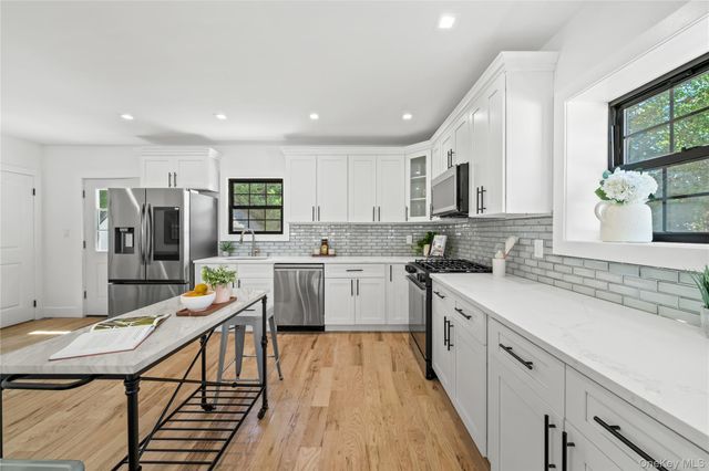 149 Fendale Street, Franklin Square, NY 11010