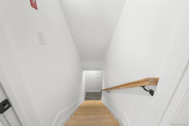 149 Fendale Street, Franklin Square, NY 11010