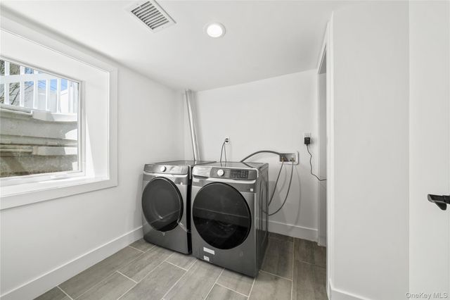 149 Fendale Street, Franklin Square, NY 11010