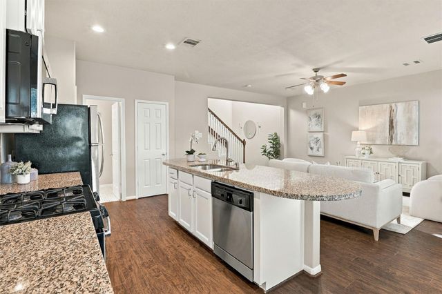 8323 Lamond Lane, Houston, TX 77095