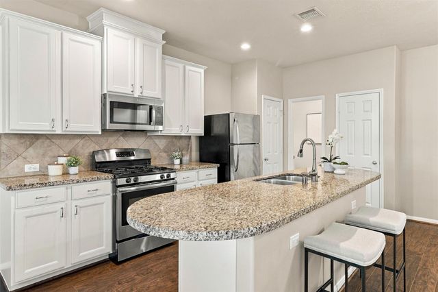 8323 Lamond Lane, Houston, TX 77095