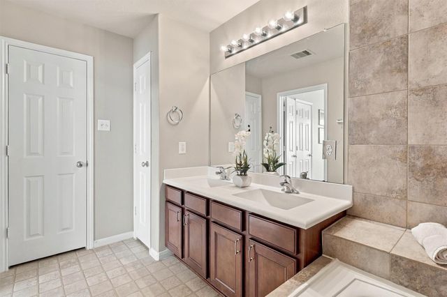8323 Lamond Lane, Houston, TX 77095