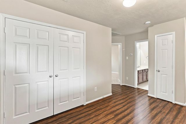 8323 Lamond Lane, Houston, TX 77095