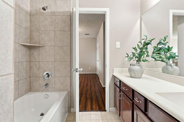 8323 Lamond Lane, Houston, TX 77095