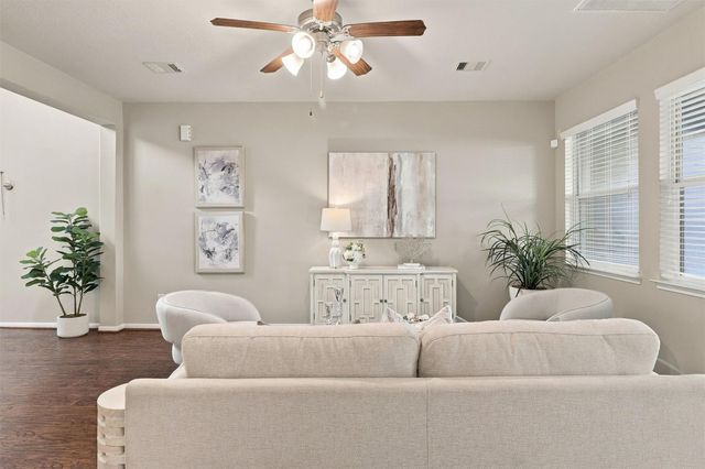 8323 Lamond Lane, Houston, TX 77095