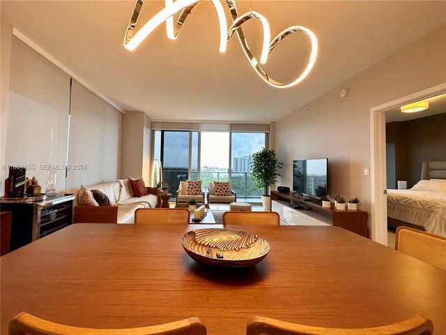 16385 Biscayne Boulevard 1201, North Miami Beach, FL 33160