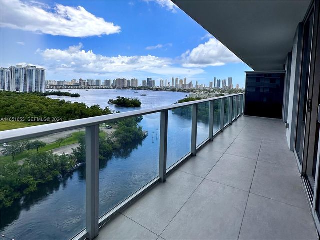 16385 Biscayne Boulevard 1201, North Miami Beach, FL 33160