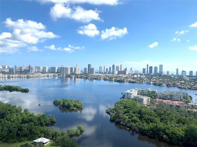 16385 Biscayne Boulevard 1201, North Miami Beach, FL 33160