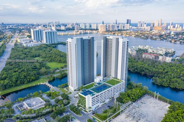 16385 Biscayne Boulevard 1201, North Miami Beach, FL 33160