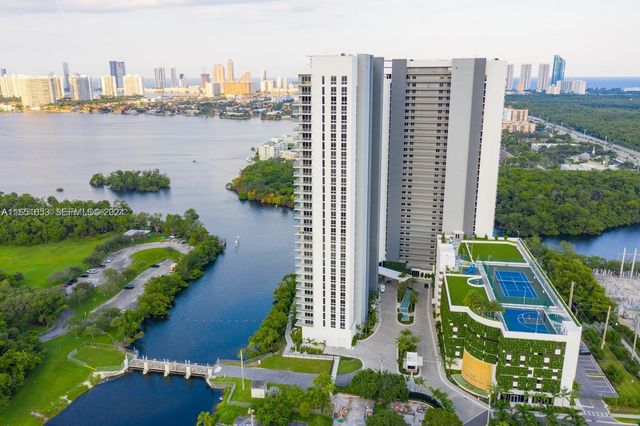 16385 Biscayne Boulevard 1201, North Miami Beach, FL 33160