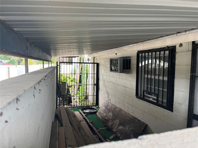 3302 E DR MARTIN LUTHER KING JR BOULEVARD, Tampa, FL 33610