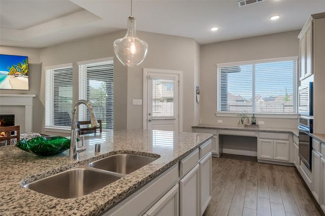 2211 Hays Ranch Drive, Richmond, TX 77469