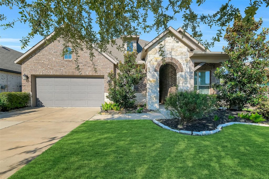 2211 Hays Ranch Drive, Richmond, TX 77469