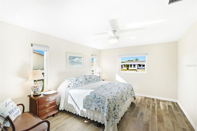 5004 CORAL LAKE DRIVE, Bradenton, FL 34210