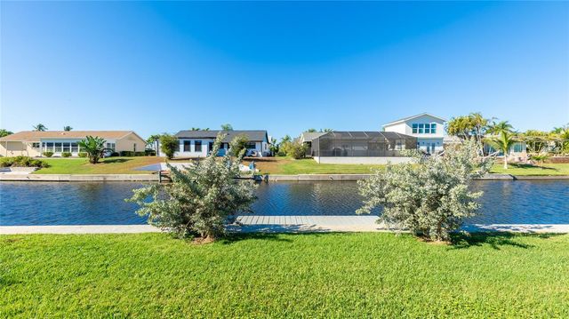 5004 CORAL LAKE DRIVE, Bradenton, FL 34210