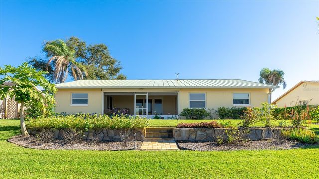 5004 CORAL LAKE DRIVE, Bradenton, FL 34210