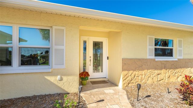 5004 CORAL LAKE DRIVE, Bradenton, FL 34210