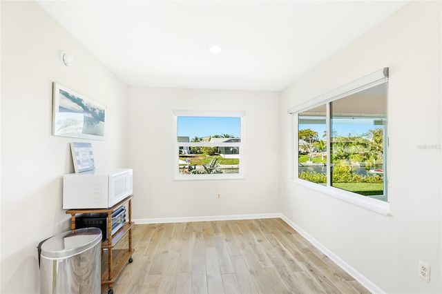 5004 CORAL LAKE DRIVE, Bradenton, FL 34210