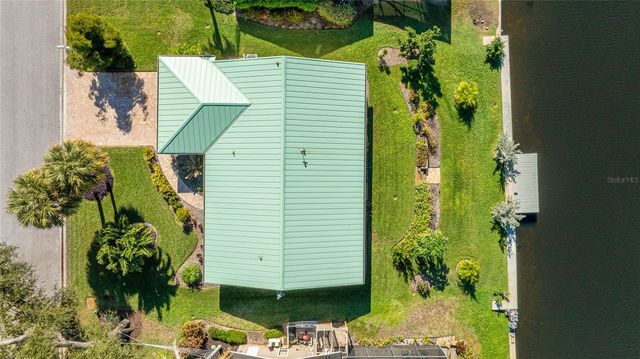 5004 CORAL LAKE DRIVE, Bradenton, FL 34210