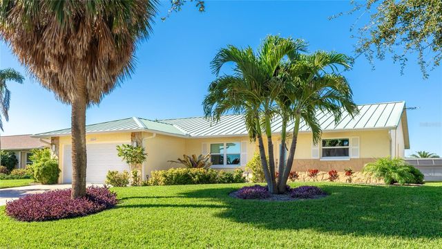 5004 CORAL LAKE DRIVE, Bradenton, FL 34210