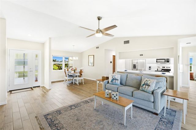 5004 CORAL LAKE DRIVE, Bradenton, FL 34210