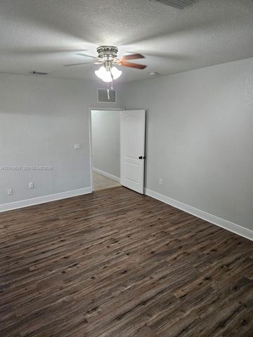 1517 NE 3rd Ave 0, Fort Lauderdale, FL 33304