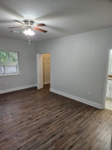 1517 NE 3rd Ave 0, Fort Lauderdale, FL 33304