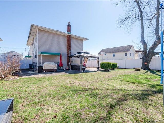 472 Kirkman Avenue, Elmont, NY 11003