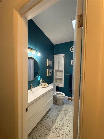 7714 Fairway Street, Prairie Village, KS 66208