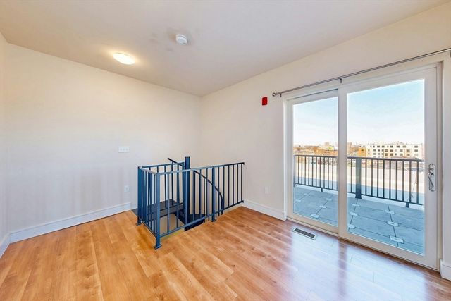 446 Cambridge Street 404, Boston, MA 02134