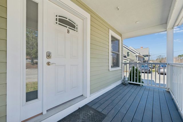 140 Main St B, Upton, MA 01568