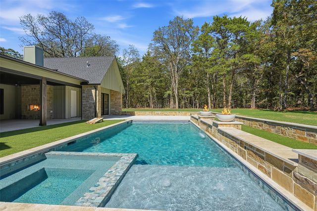 336 White Tail Way, Pottsboro, TX 75076