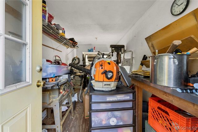 16 52nd Street, Yankeetown, FL 34498