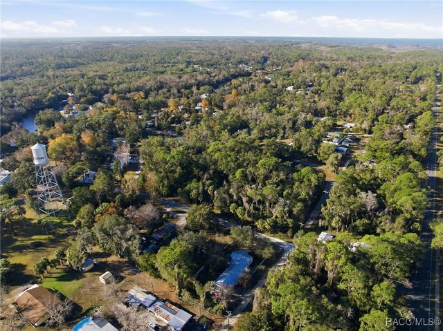 16 52nd Street, Yankeetown, FL 34498