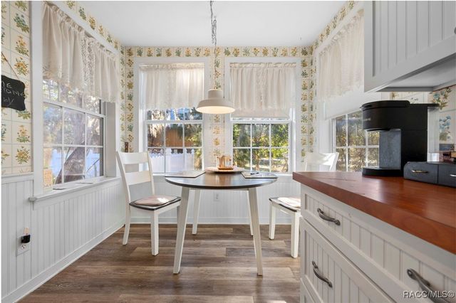 16 52nd Street, Yankeetown, FL 34498