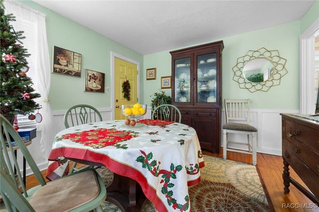 16 52nd Street, Yankeetown, FL 34498