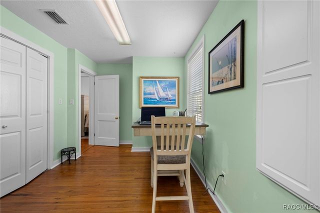 16 52nd Street, Yankeetown, FL 34498