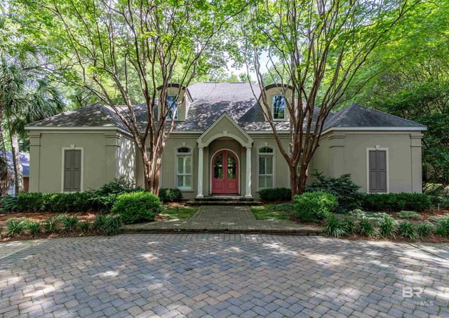 5 St Charles Place, Daphne, AL 36526
