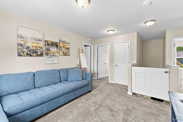 435 Old Farm Lane, Lapeer, MI 48446