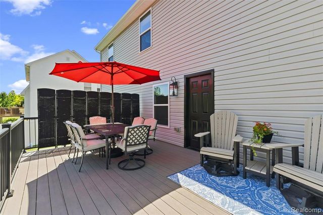 435 Old Farm Lane, Lapeer, MI 48446