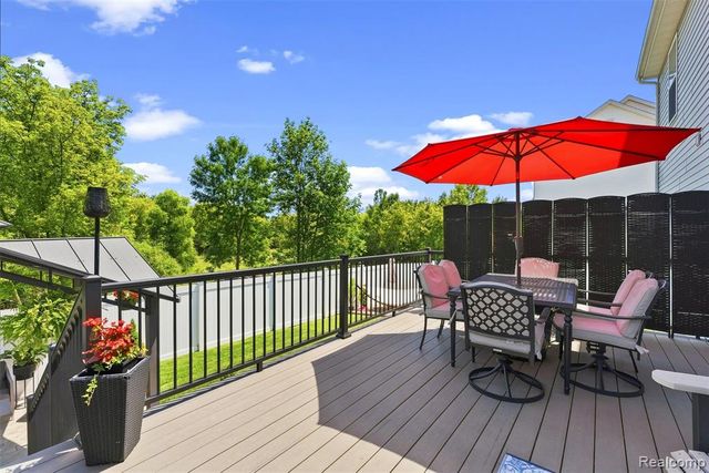 435 Old Farm Lane, Lapeer, MI 48446