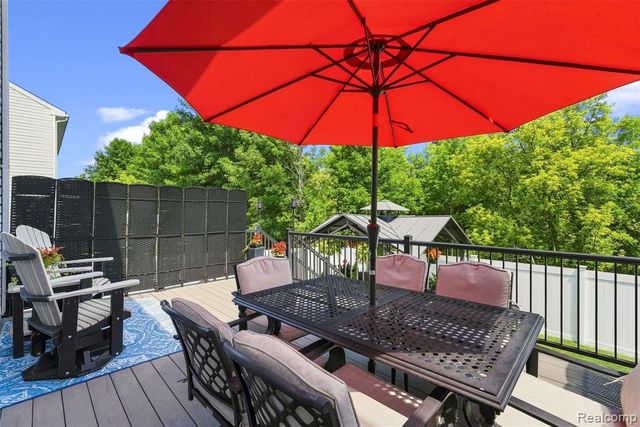 435 Old Farm Lane, Lapeer, MI 48446