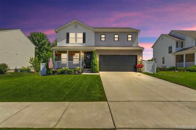435 Old Farm Lane, Lapeer, MI 48446