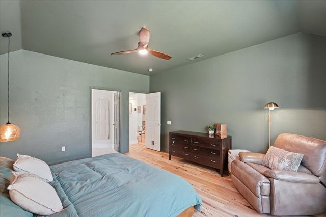 160 Pelican Cove Drive, Rockwall, TX 75087