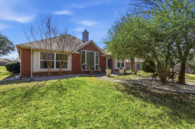 160 Pelican Cove Drive, Rockwall, TX 75087